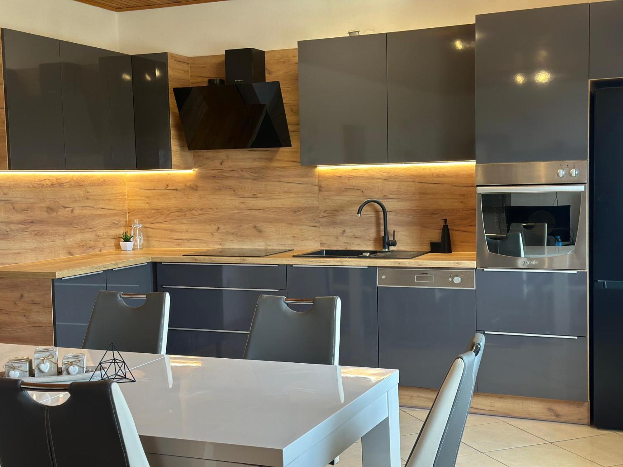 Salona Split Apartment ภายนอก รูปภาพ